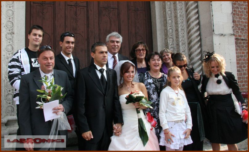 Clicca sul nome per scaricare le foto