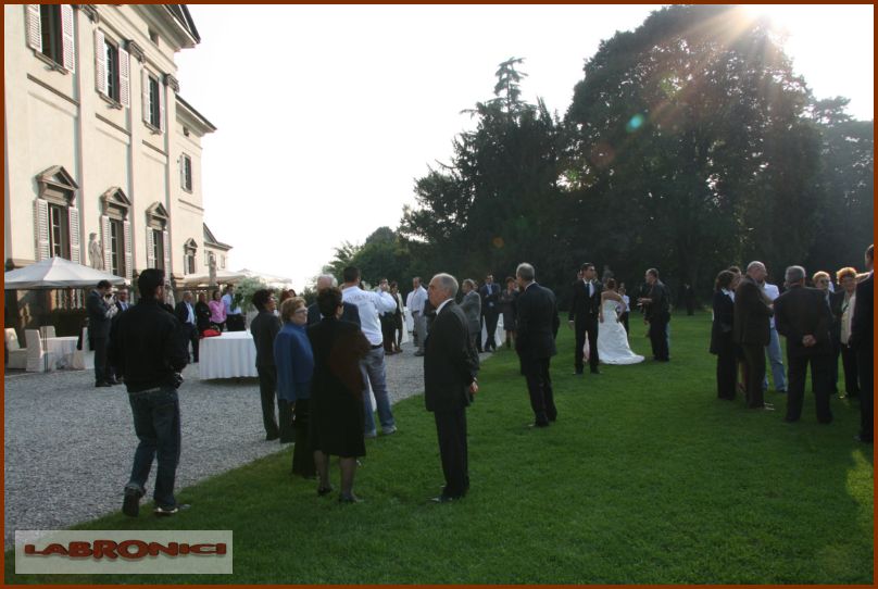 Clicca sul nome per scaricare le foto