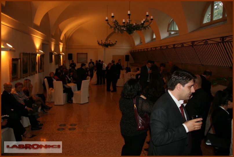 Clicca sul nome per scaricare le foto