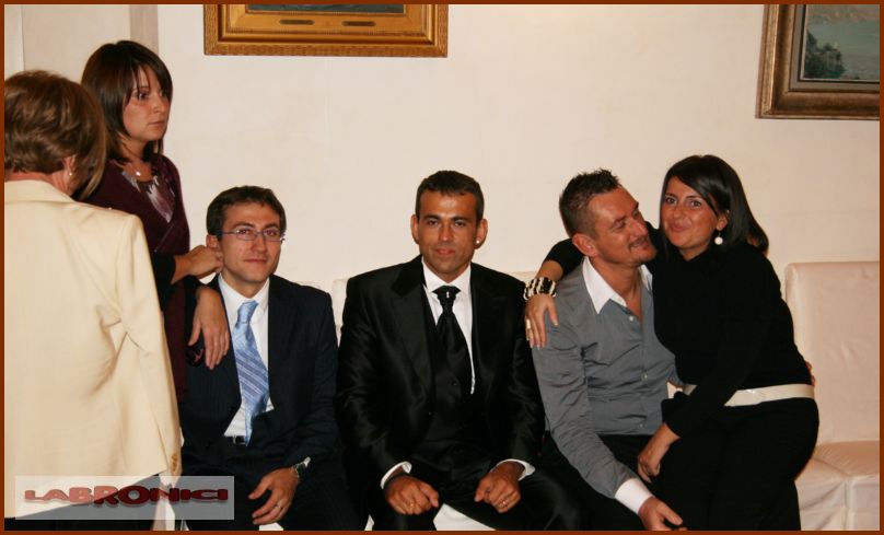 Clicca sul nome per scaricare le foto