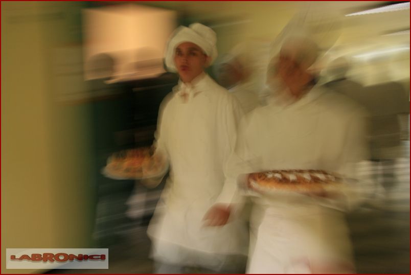 Clicca sul nome per scaricare le foto 