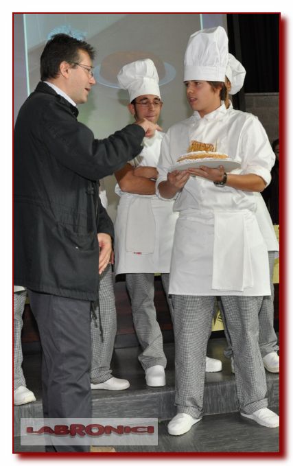 Clicca sul nome per scaricare le foto 