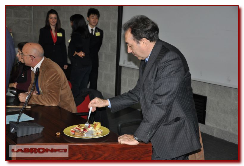 Clicca sul nome per scaricare le foto 
