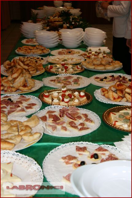 Clicca sul nome per scaricare le foto 