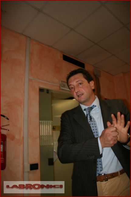 Clicca sul nome per scaricare le foto 