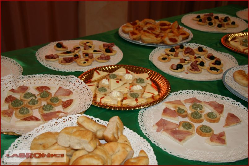 Clicca sul nome per scaricare le foto 