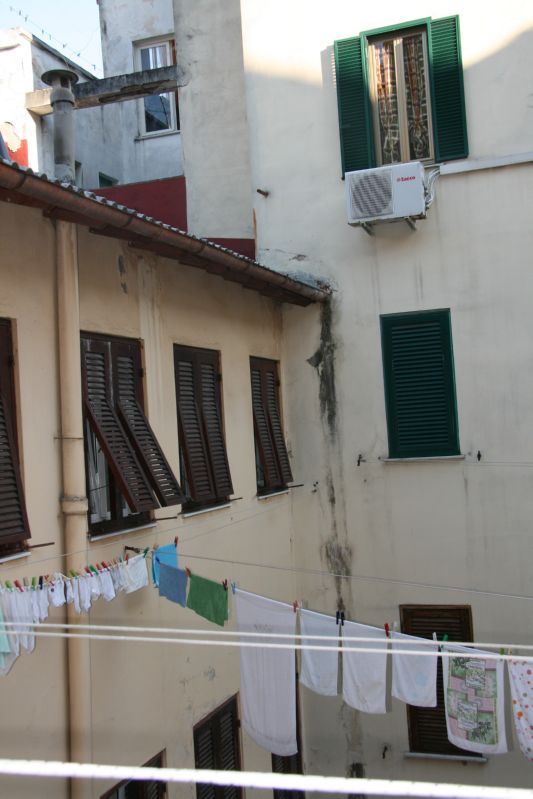 Clicca sul nome della foto  per scaricare (formato compresso)