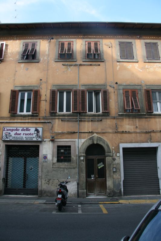 Clicca sul nome della foto  per scaricare (formato compresso)